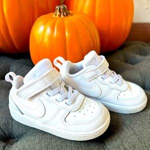 Unisex toddler Nike sneakers